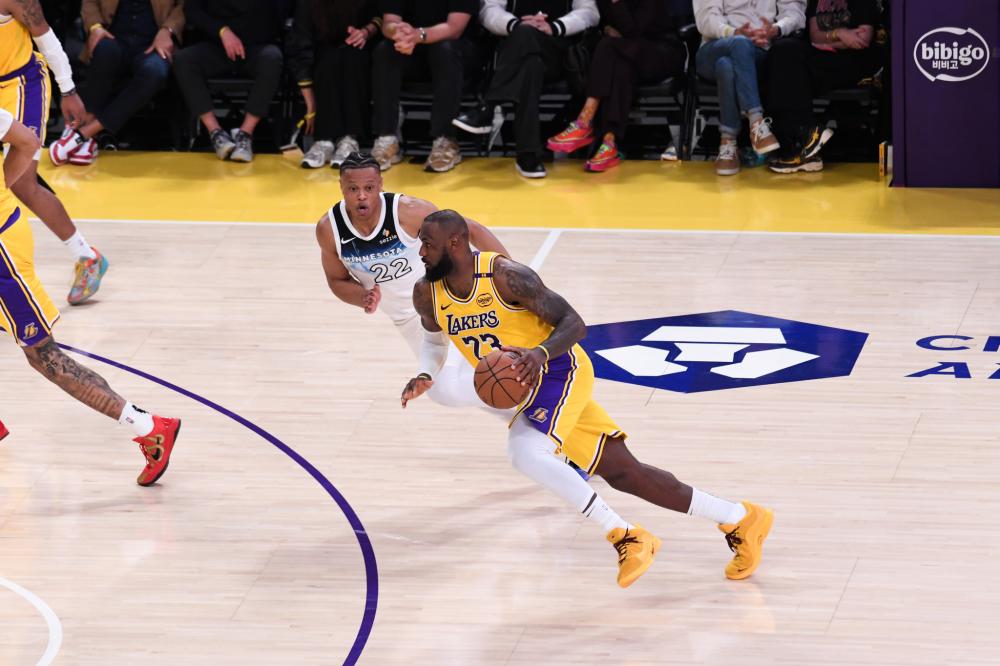 而对于中国 而对于中国